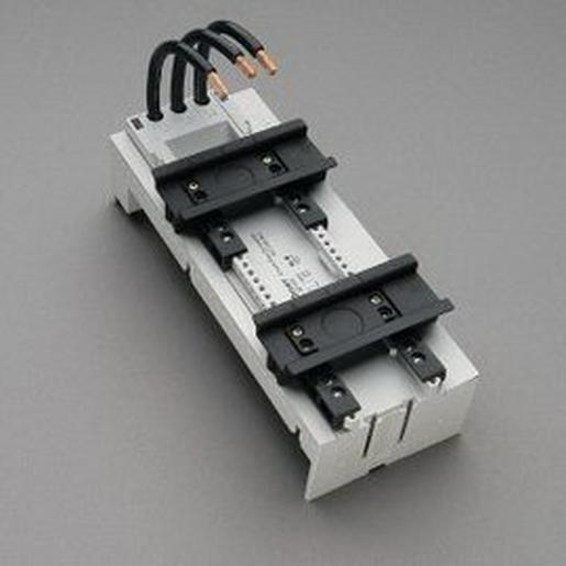 32459 Sammelschienenadapter 63 A 2 verschiebba