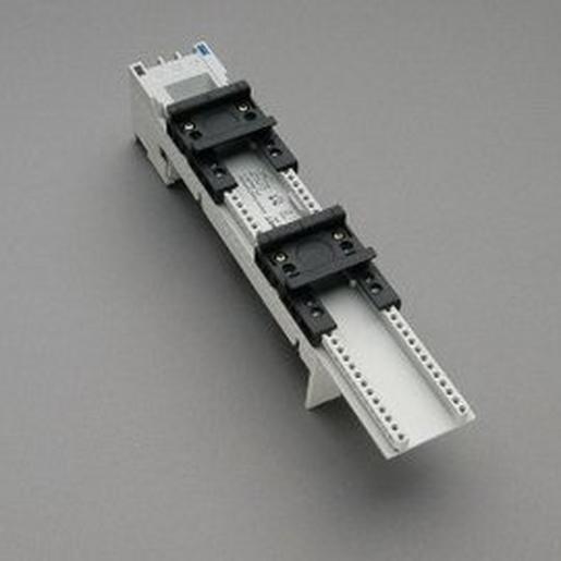 32439 Sammelschienenadapter 25 A 2 verschiebba