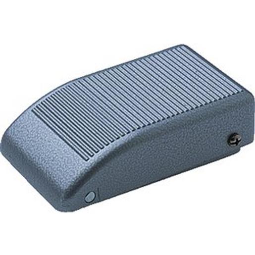 TF 6 FUßSCHALTER ALS BEFEHLSGERÄTTASTEND 1